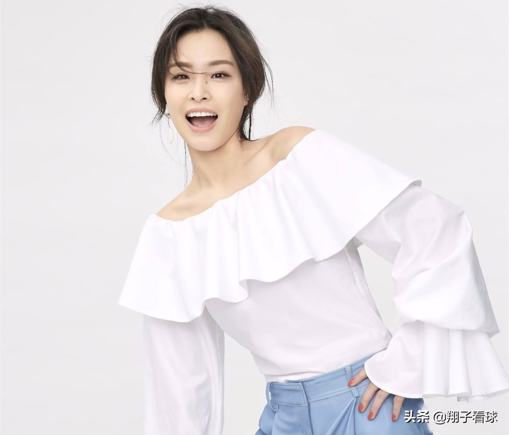 七夕来临，奥运冠军读诗给你听，吴敏霞和你一起领略诗情花意