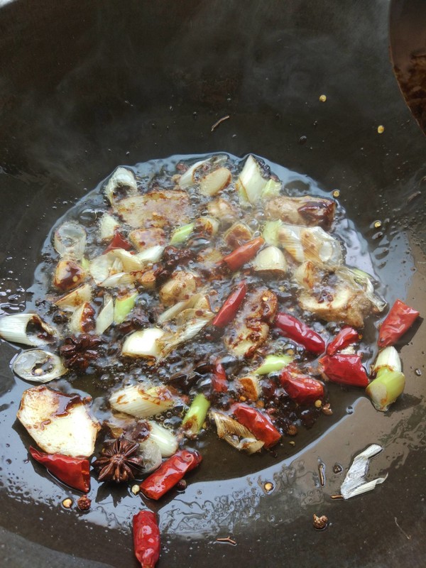 烧鱼放酒醋的正确方法,烧鱼要不要加醋