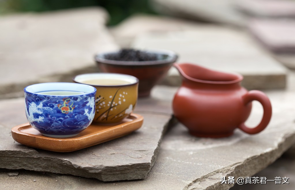 为什么我坚决不喝乌龙茶了呢？加了香精吗。不，有7种原因我不喝