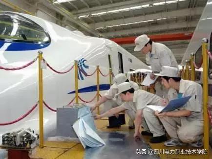 电力什么专业要爬电线杆子,专科电力专业是不是爬电杆