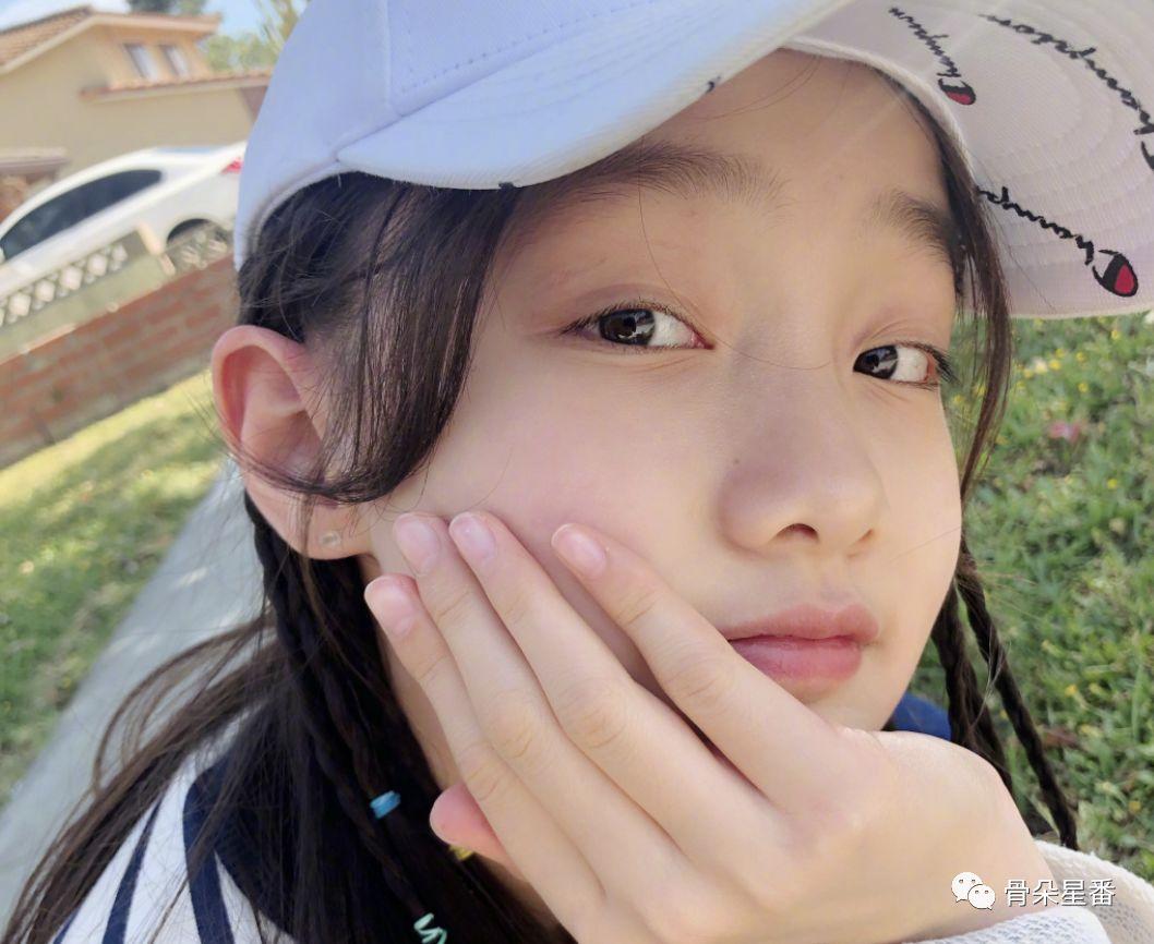 那些惊艳众人的小演员黄杨钿甜,女童星黄杨钿甜