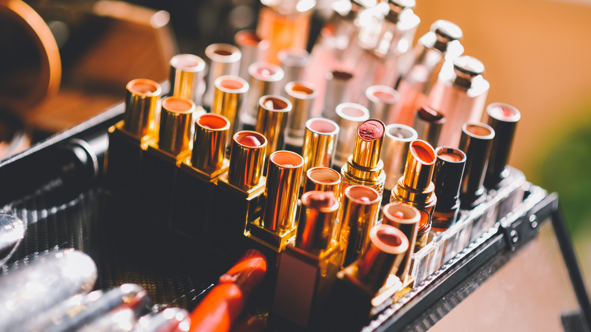 卖迪奥口红事件,迪奥口红伪造品