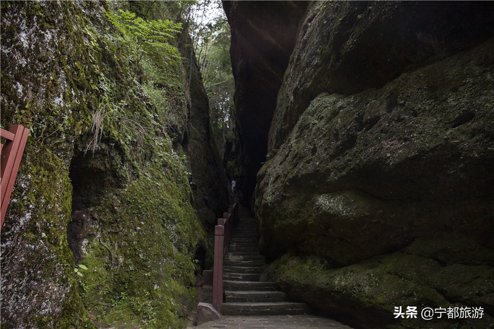 江西最值得爬的山,江西有几座山可以爬