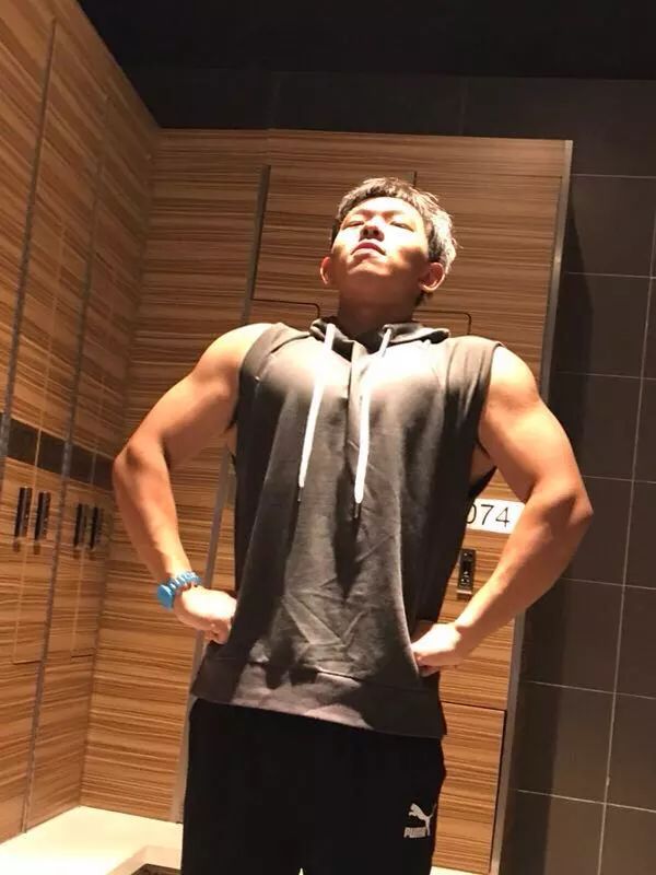 增肌健身服推荐,现在最流行的健身服