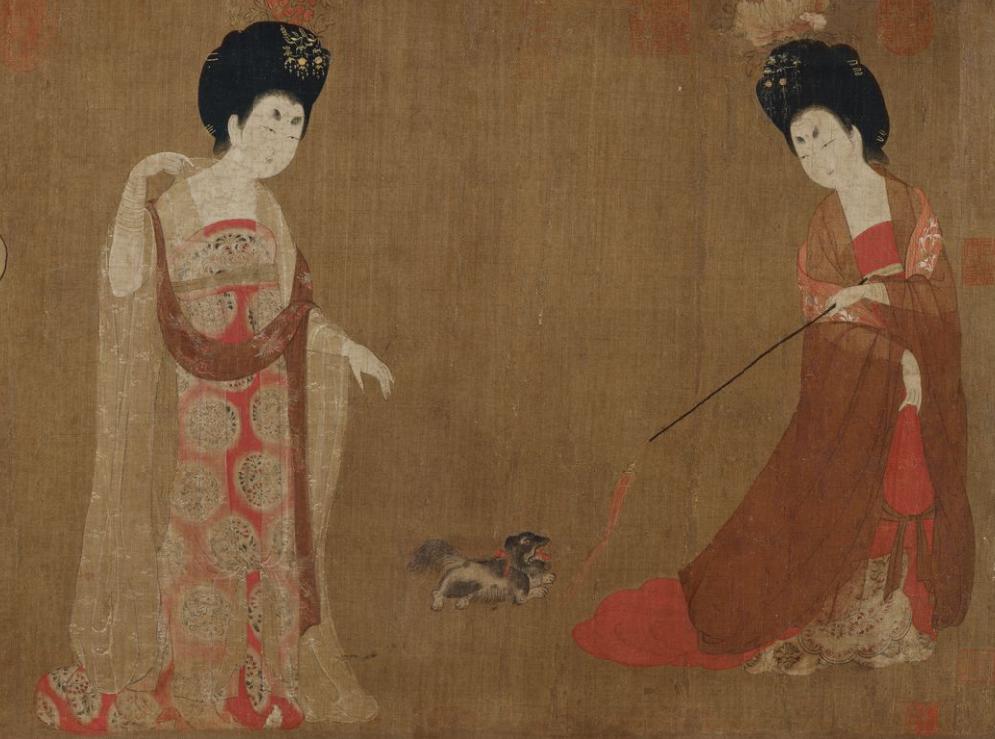 领略传统服饰之美柯尔克孜 (如何展示中国传统服饰)