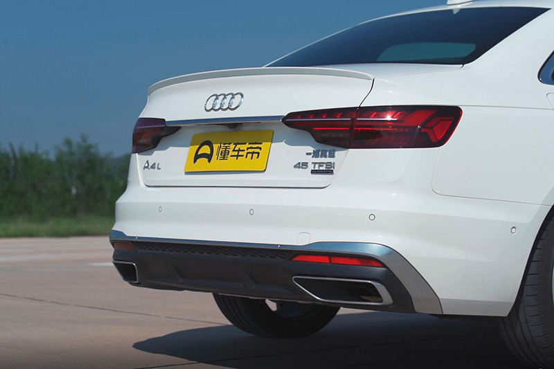 奥迪a4l比较宝马三系,最强a4
