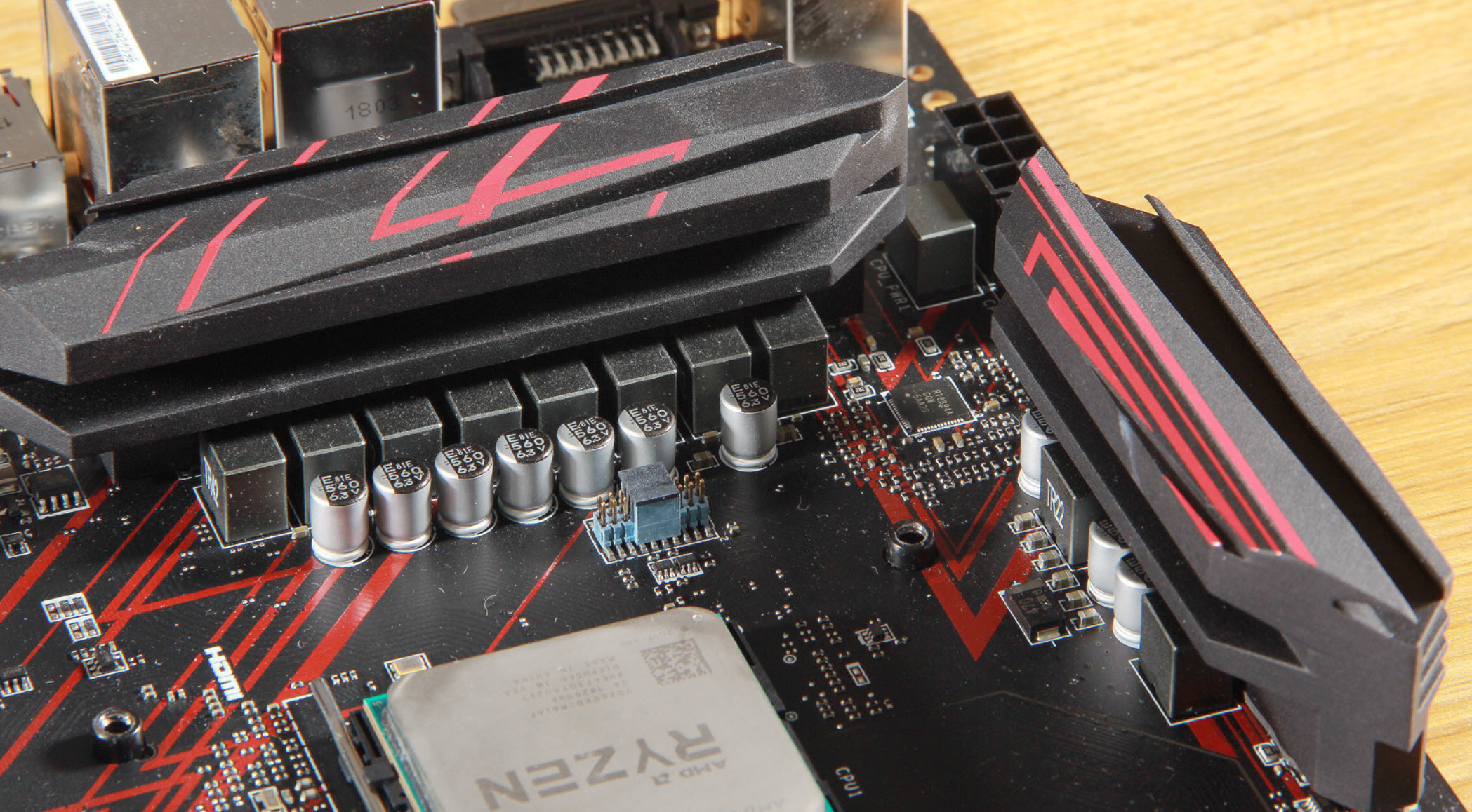 这个大便宜不是谁都能赶得上的，全看你当初有没有在主板上省钱