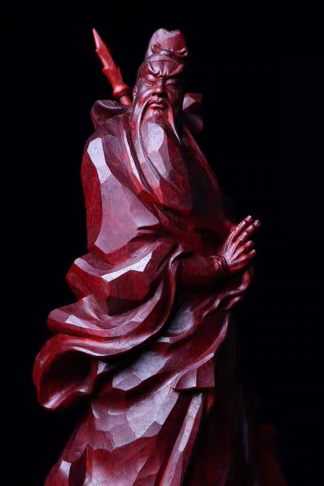 木雕师麾下的武圣《关羽》睁眼可吓退百万大军