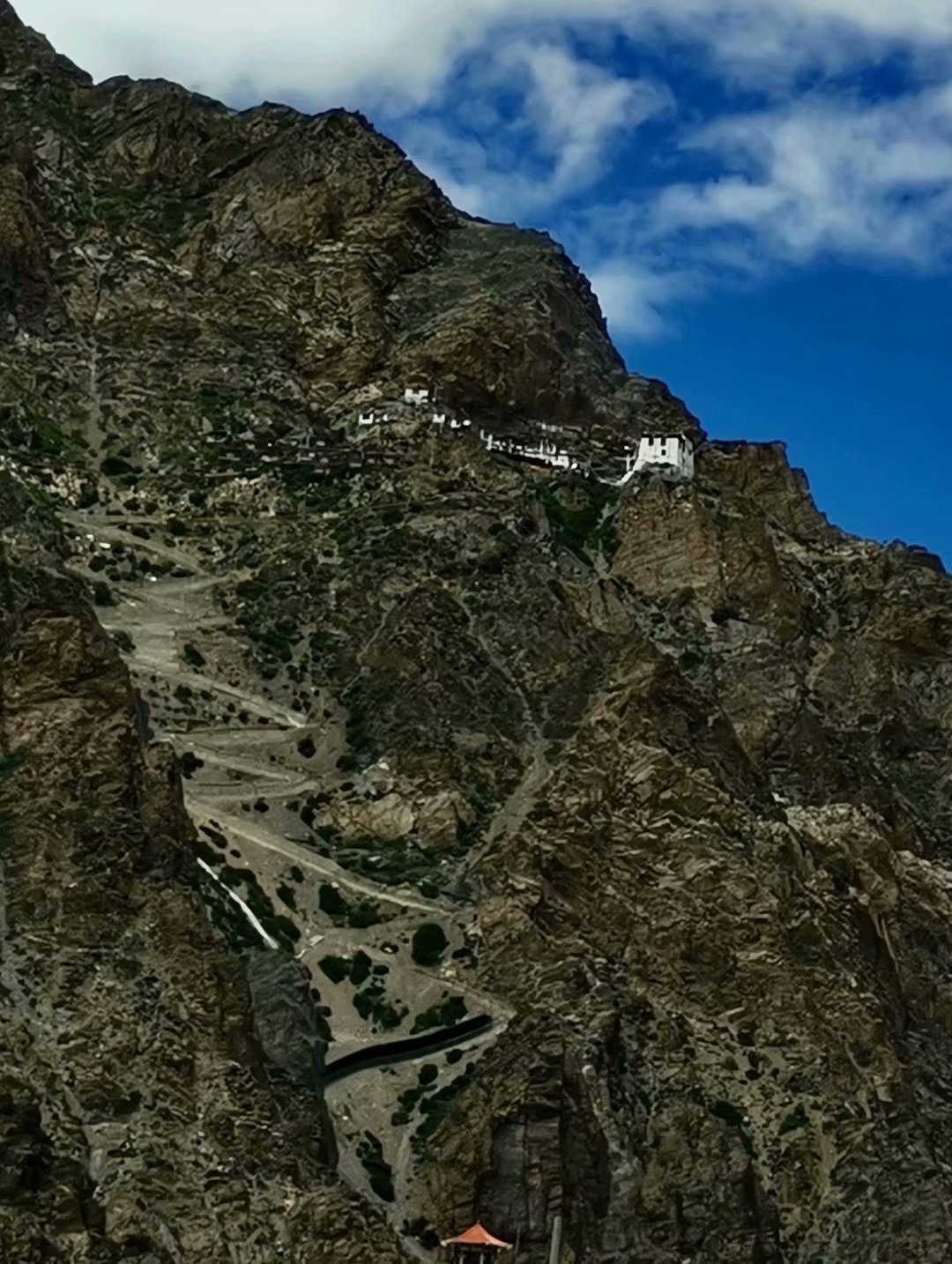 吉隆口岸旅游攻略,西藏吉隆自驾游攻略