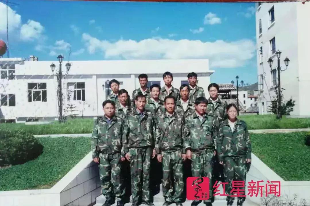 80后白发干部乡长,80后基层白发书记