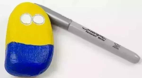 石头画简单幼儿园详细教程,简易石头手工绘画教程