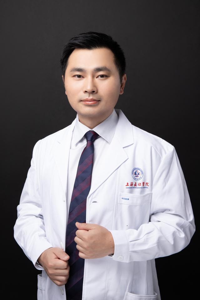 老年人腰椎侧弯最好的恢复方法,中年腰椎侧弯退变后果严重吗