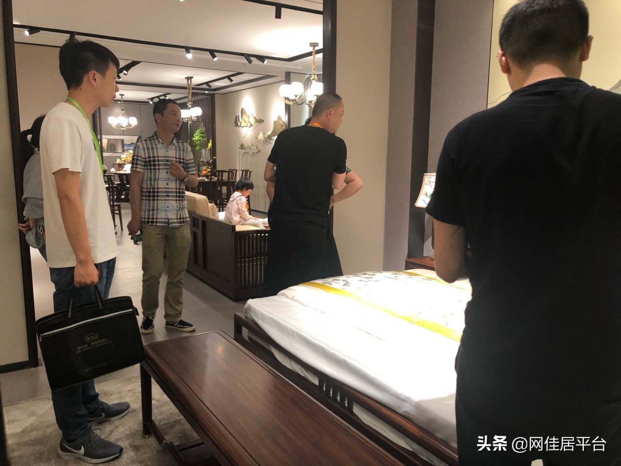 佛山办公家具品牌前十名,到佛山买家具去哪里便宜