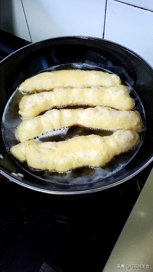 跟我学做油条,第二次做油条的视频