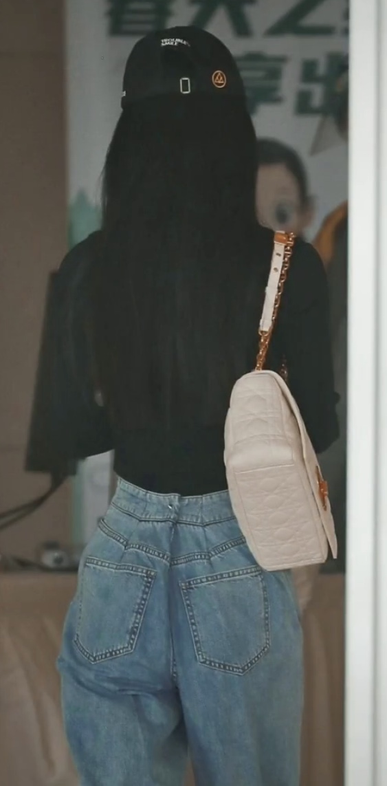 赵丽颖遮眼造型假发,赵丽颖戴假发片