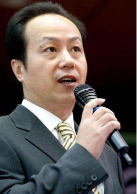 罗京去世恩爱妻子改嫁,罗京去世11年妻子改嫁儿子长大