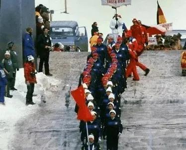 02年冬奥会会徽没有展示的元素,历届冬奥会冬残奥会会徽