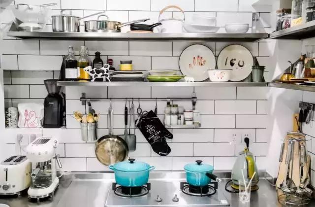 厨房整齐的秘诀就是台面空无一物,厨房很乱怎么办