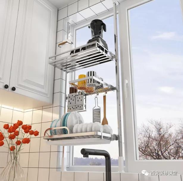 厨房一面墙全是窗户如何收纳,大玻璃窗厨房收纳