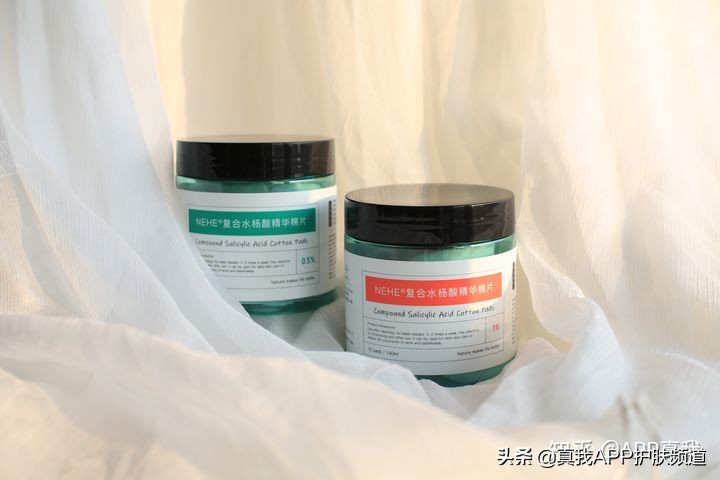 毛孔粗大黑头多简单四步轻松搞定,毛孔粗大有黑头适合用什么洗面奶