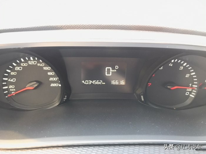 2012年的标致2.0的308油耗多少,开新款标致308的车主说说感受