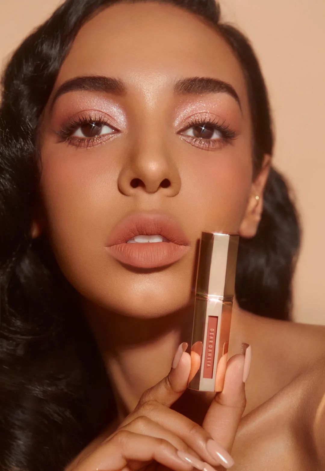 永远有一个吻未尝,印下无踪迹的温柔|DearDahlia