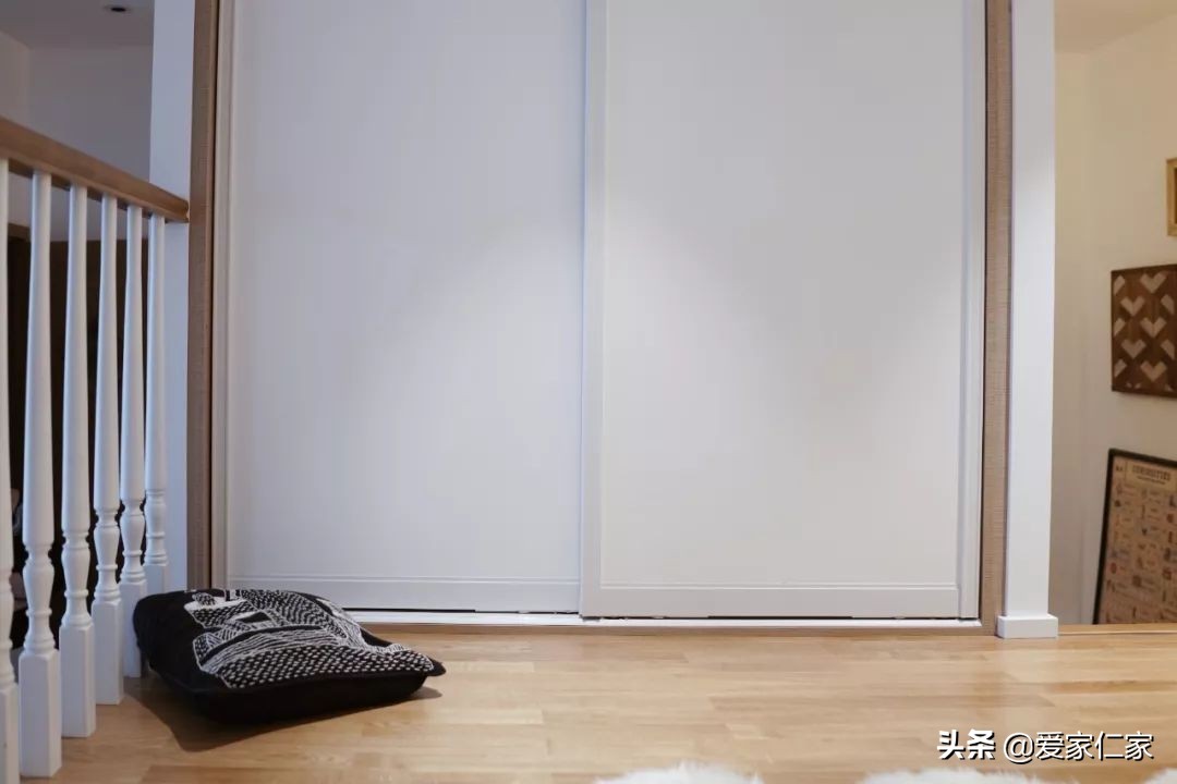 她买下32㎡上海老旧学区房,为女儿打造小桃园,还有超舒适大庭院