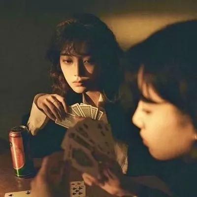 闺蜜头像真人一人一张动漫版,闺蜜头像一人一半唯美动漫真人