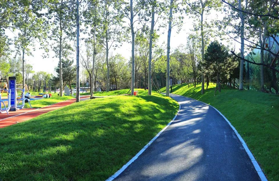 世界上最危险的跑道,世界上最舒服的跑道