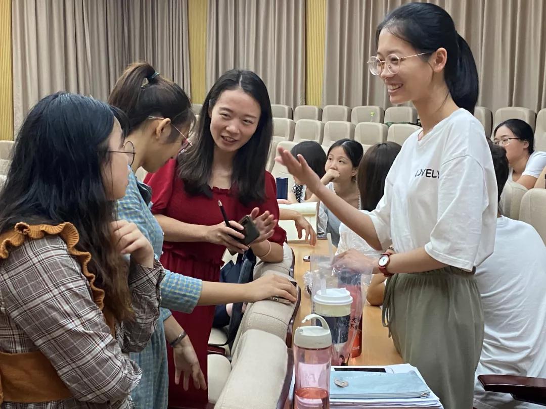 德育论坛教学视频,德育论坛班主任德育故事专家点评