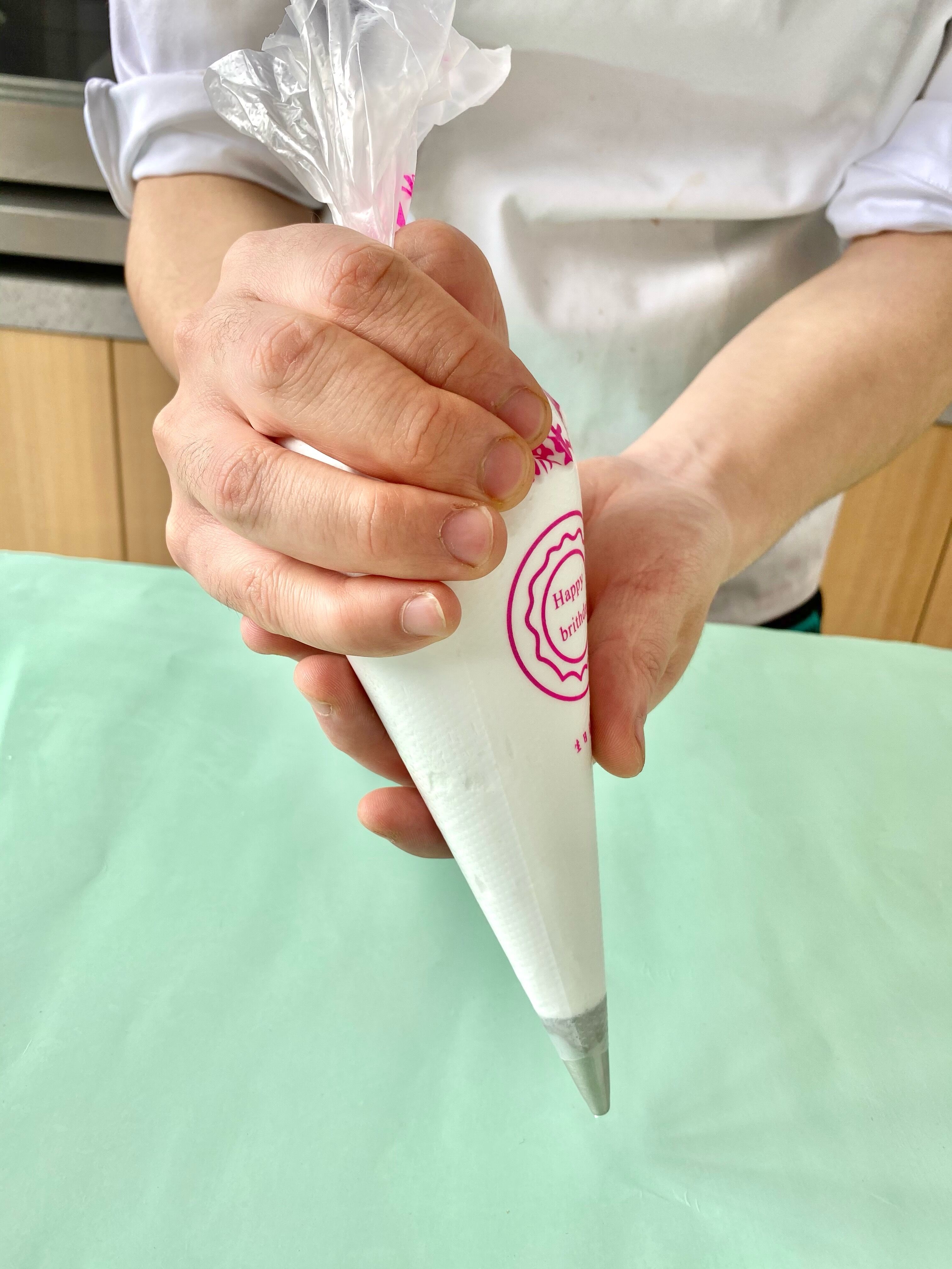 向日葵裱花手法教程简单易学,裱花的七种基础手法教程