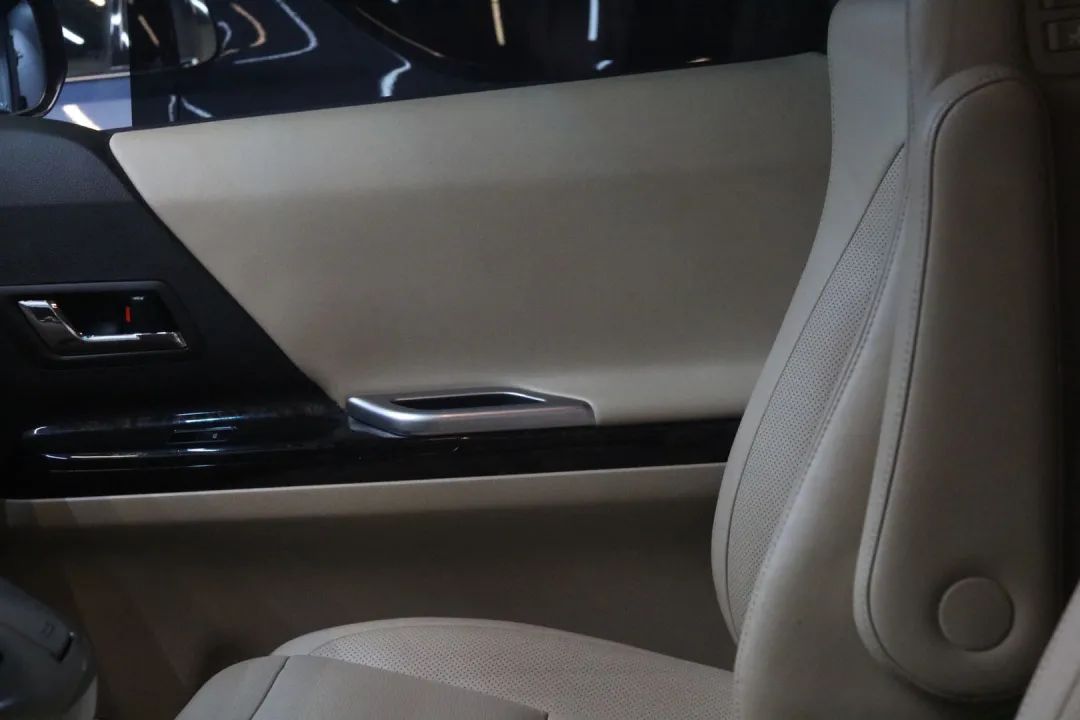 丰田埃尔法底盘全面升级,丰田埃尔法改装的巅峰之作