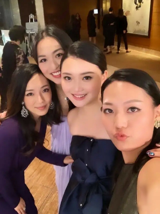 盘点“香江上流闺蜜团”五个千亿豪门婚礼，看看到底谁更壕无人性