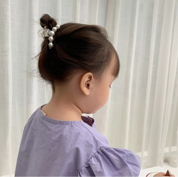 宝宝齐耳短发辫子简单洋气扎法,短发儿童麻花辫扎头发