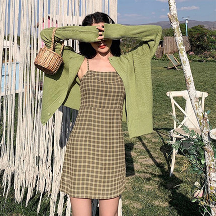 春天穿绿色好看,春天穿点彩色