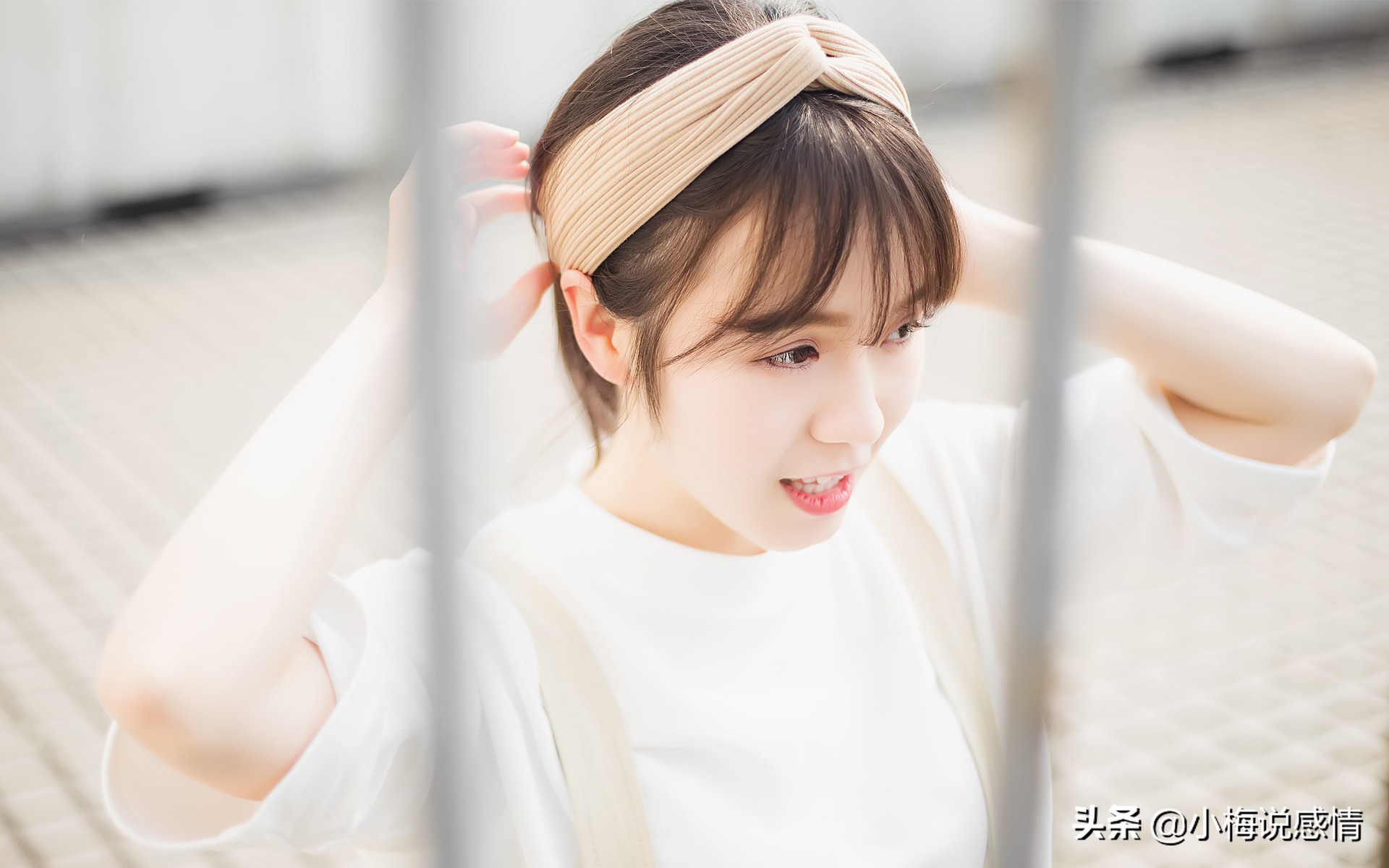 女生对你撒娇该怎么回应她,当女孩主动跟你示好