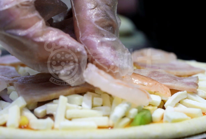 通过9.9元披萨店盈利模式，来分析大家关注的披萨制作成本问题