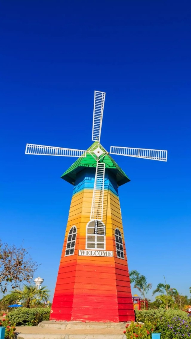 赚钱超清手机壁纸,4k超清风车手机壁纸