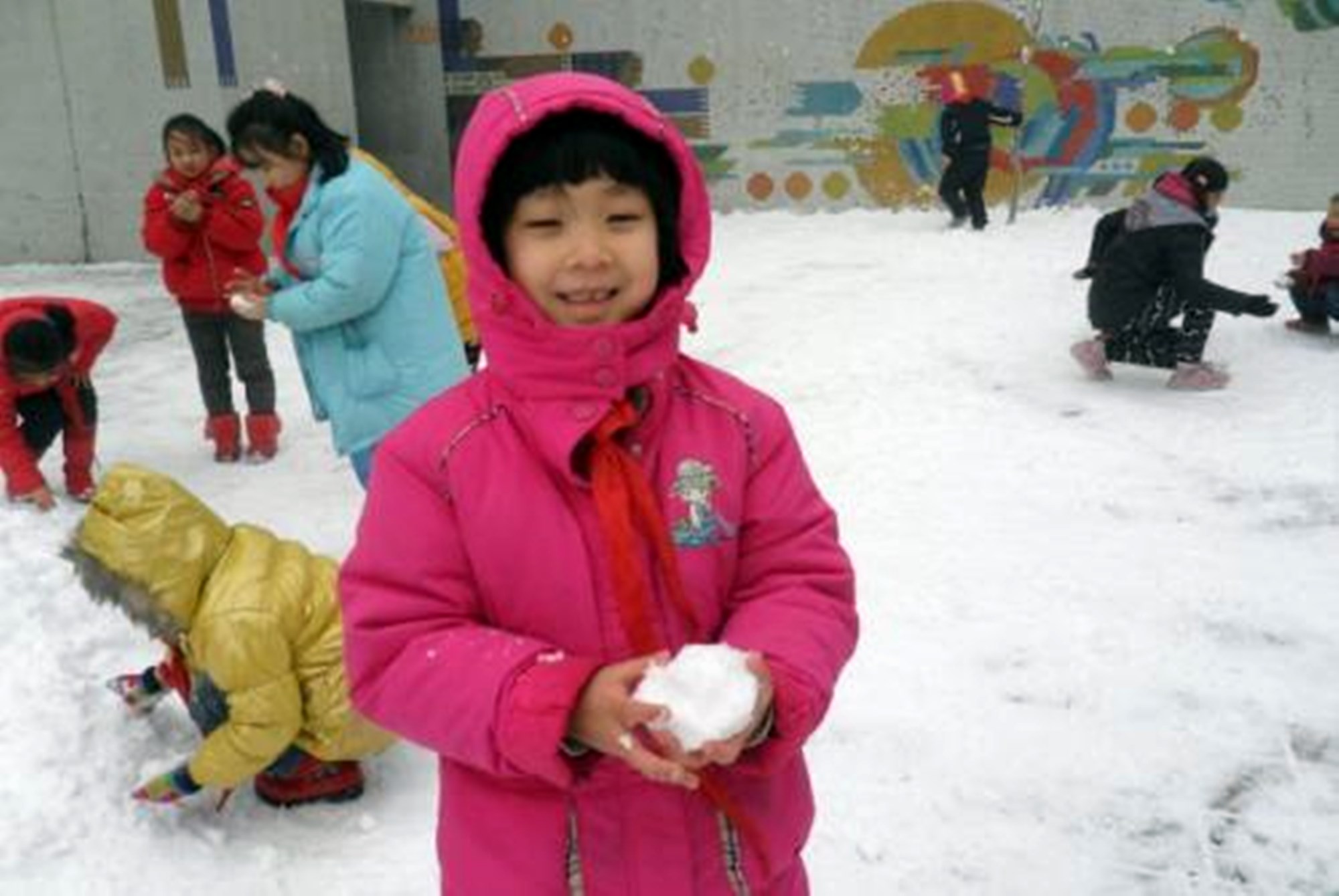 夏天给孩子买什么样的鞋比较好,给孩子买鞋买大多少合适