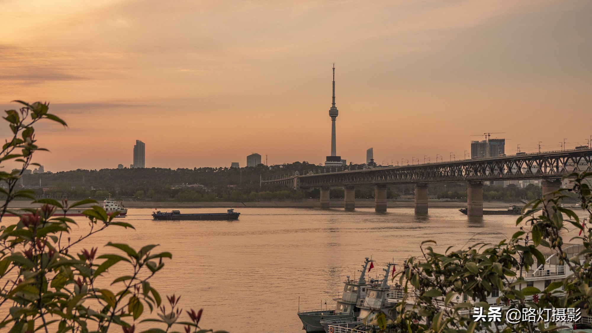 中国最适合养老的“特大城市”,气候宜人环境美,一年四季都宜居