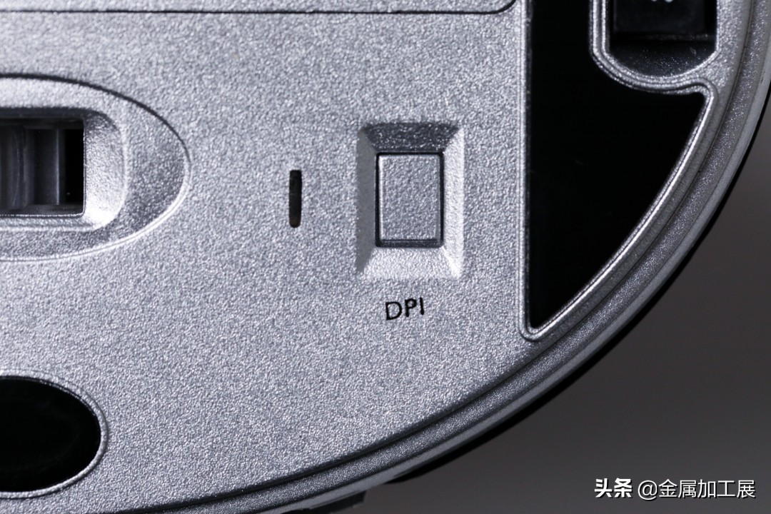 鍗庝负榧犳爣鏃犵紳绌胯秺,鍗庝负榧犳爣鏃犵紳