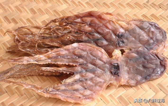 可爱的章鱼适合做章鱼烧,制作一个小型章鱼烧