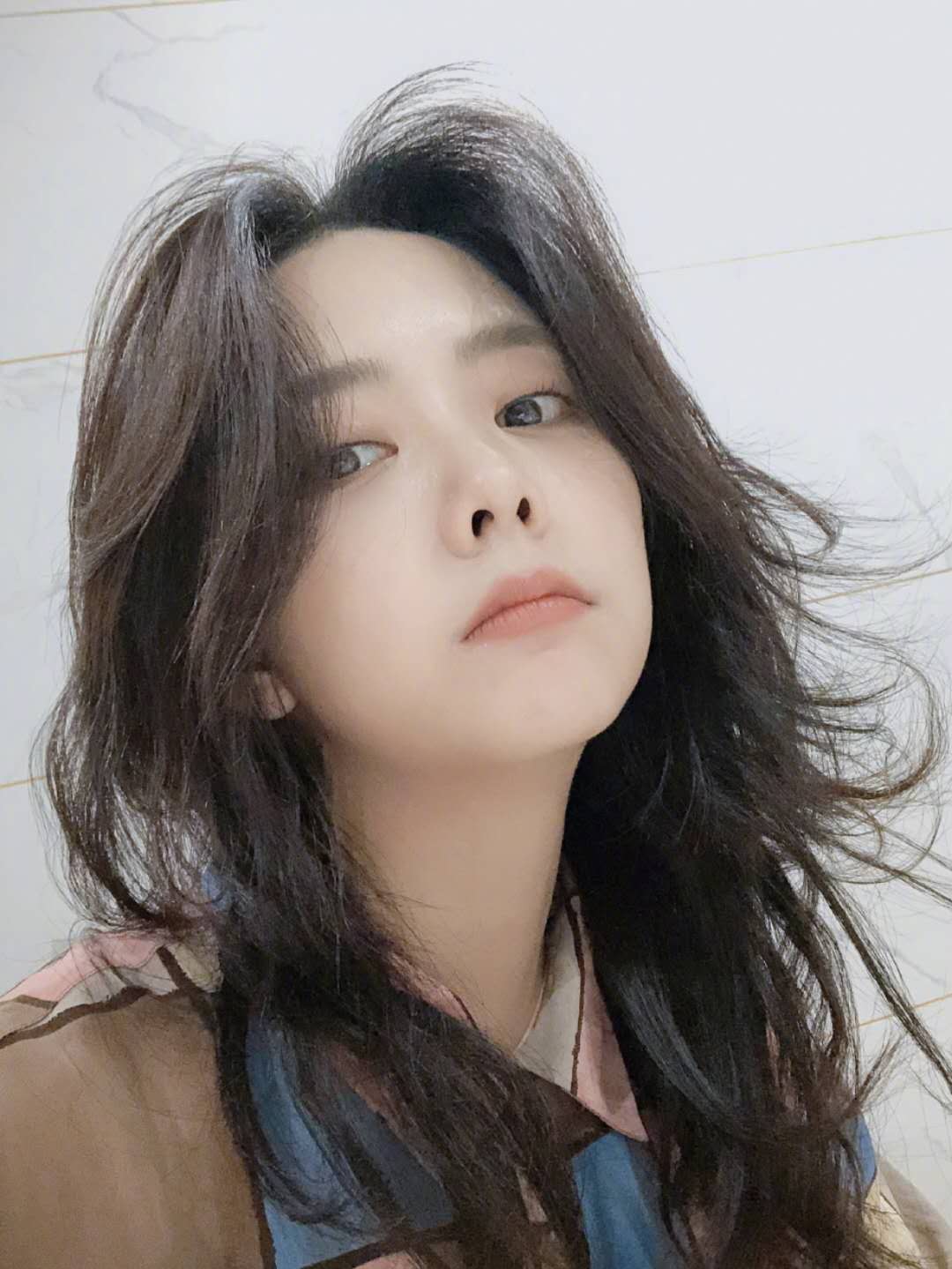 大饼脸剪个短发,大饼脸剪刘海好看