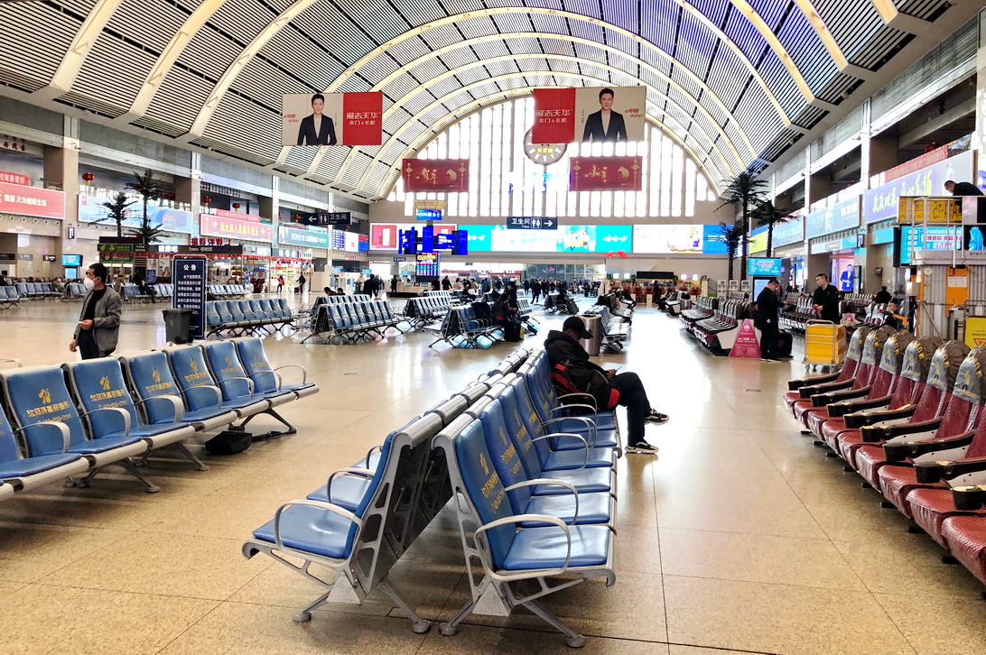 疫情过后看熙熙攘攘的人群,疫情过后去大街上看人来人往