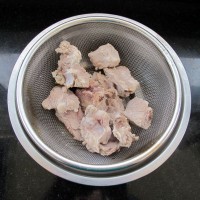 牙龈肿痛可以喝白萝卜骨头汤吗,牙龈肿痛买瘦肉煲什么汤