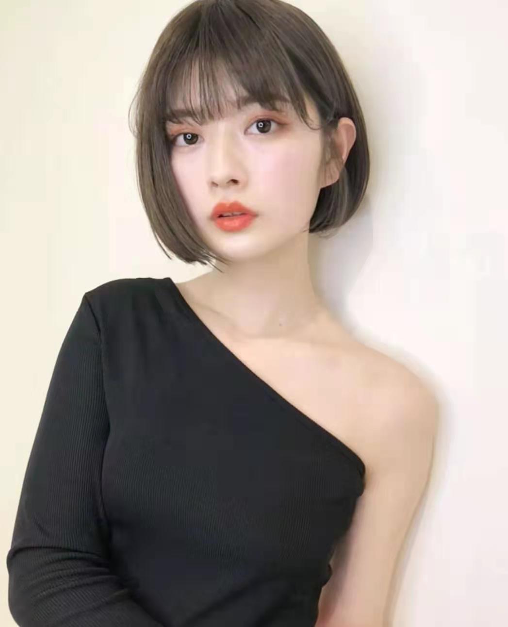 脸大脸圆适合哪种发型容易打理,脸瘦脸小适合什么样的发型