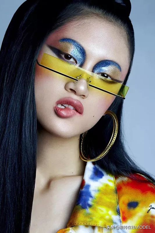 模特练习表情基本功,写真模特面部表情和眼神的训练