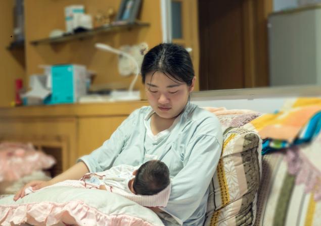 生孩子的痛是什么感觉,女性生孩子的痛感相当于什么