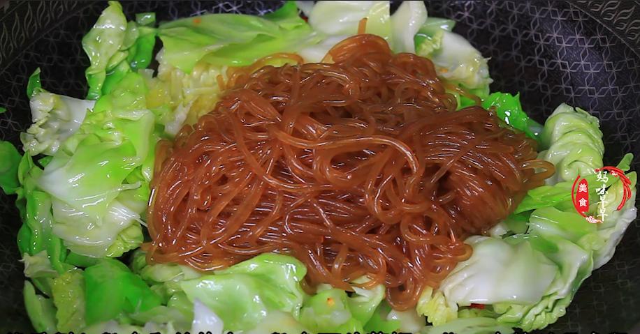 二次感染来袭，建议中老年人：少吃猪肉羊肉，多吃5样，助力恢复