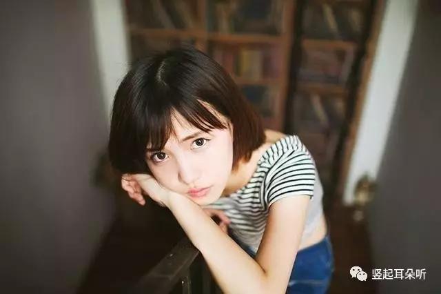 记住：“秃头”真不能翻译为nohair！